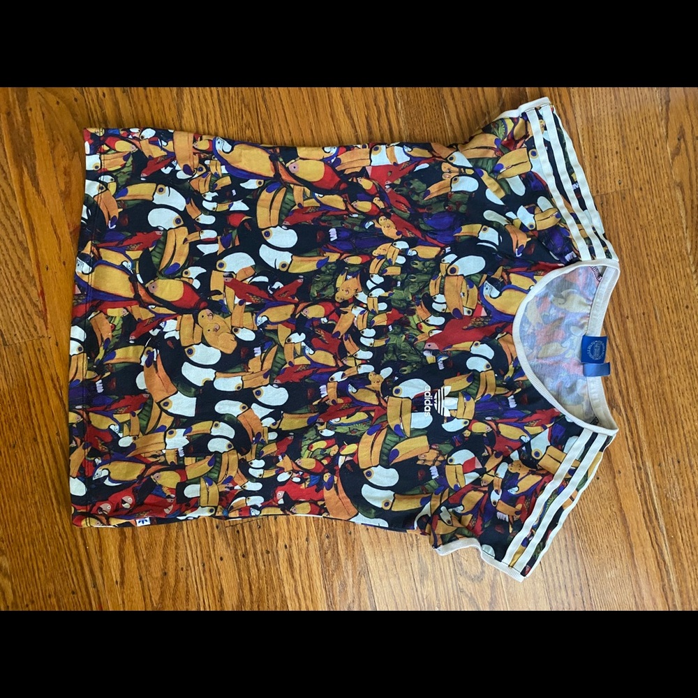 VINTAGE ADIDAS TSHIRT